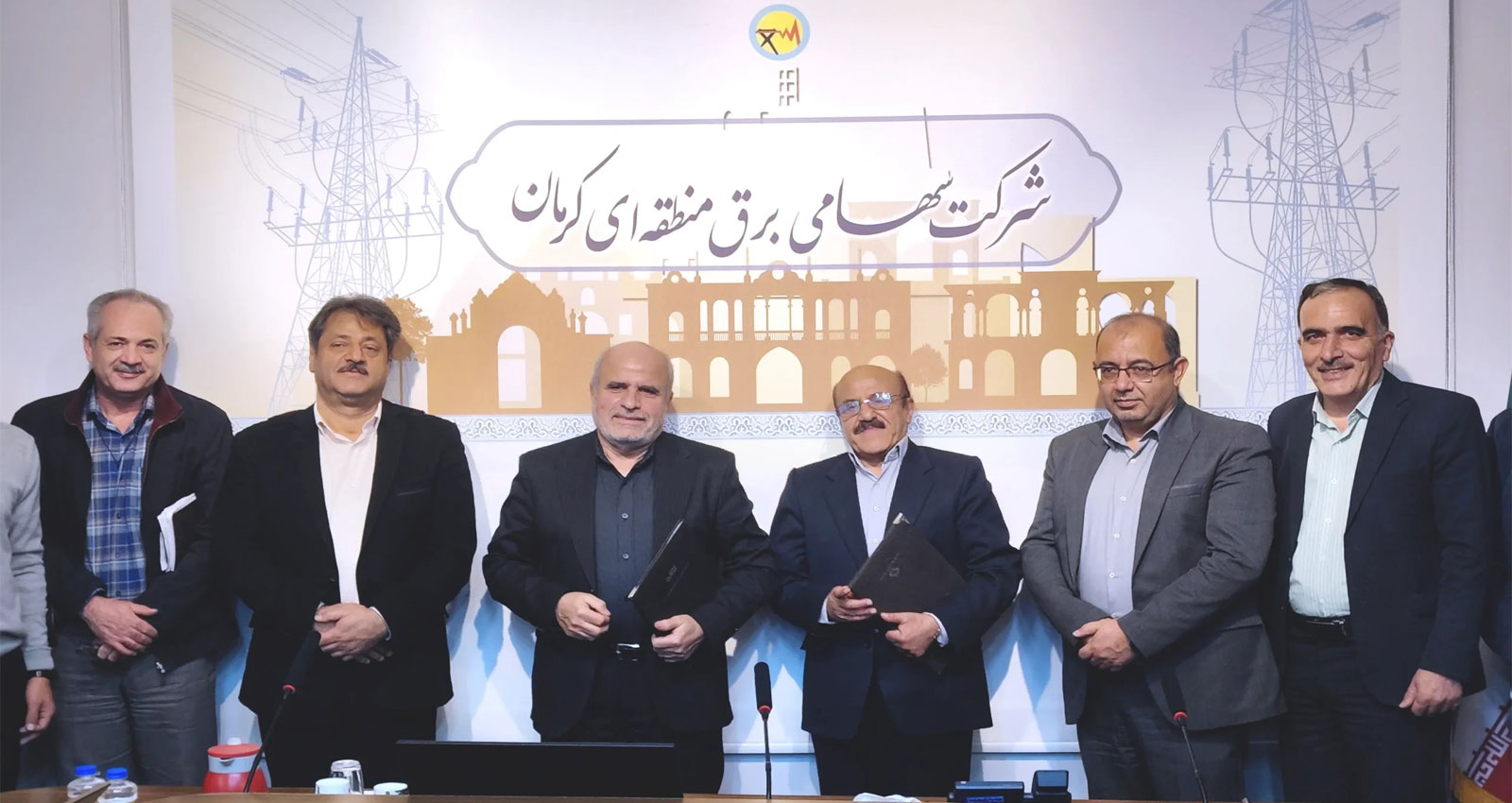 امضای تفاهم نامه شرکت بوتیا و آذرخش
